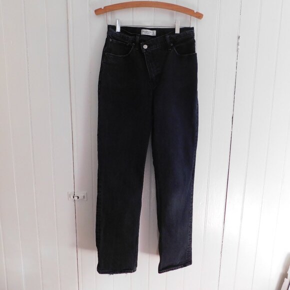 🦌 Abercrombie & Fitch The Ankle Straight Ultra High Rise size 27 - Picture 2 of 14